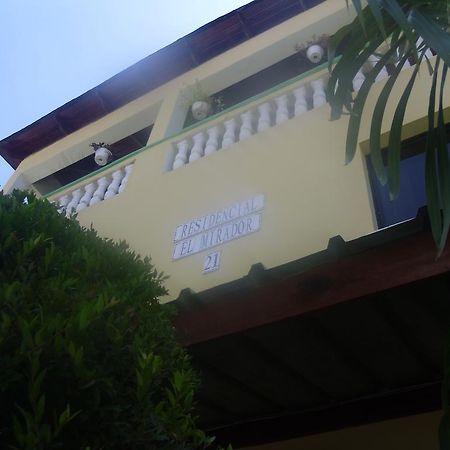 Residencial El Mirador Aparthotel Бока Чика Екстериор снимка